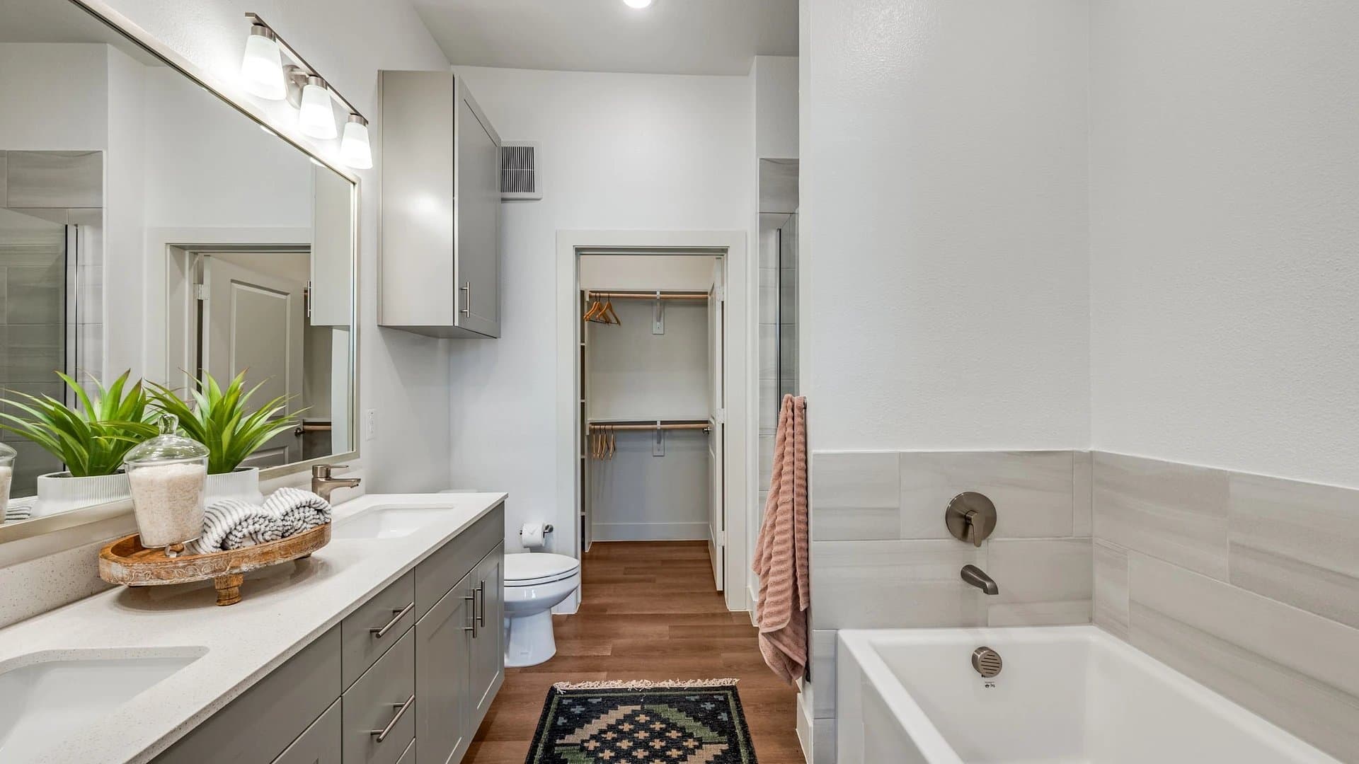 Fort Worth Apartment: 8100 Brewer Blvd