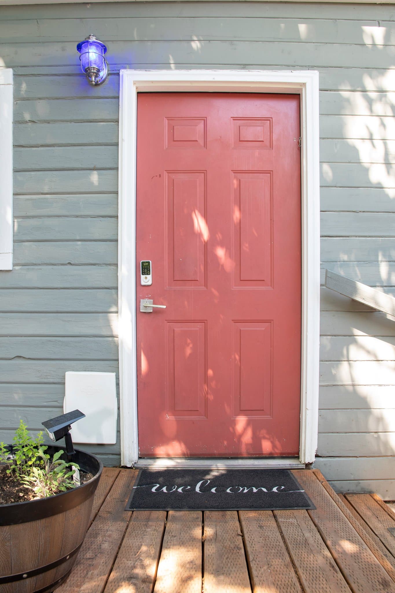 Ashland House: 673 Siskiyou