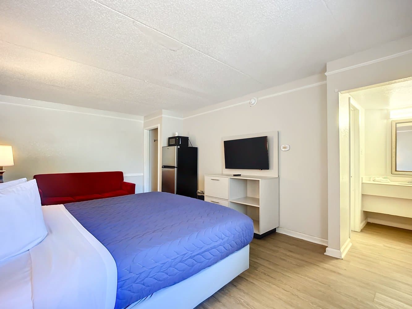 Jacksonville Single Room: 812 Dunn Avenue