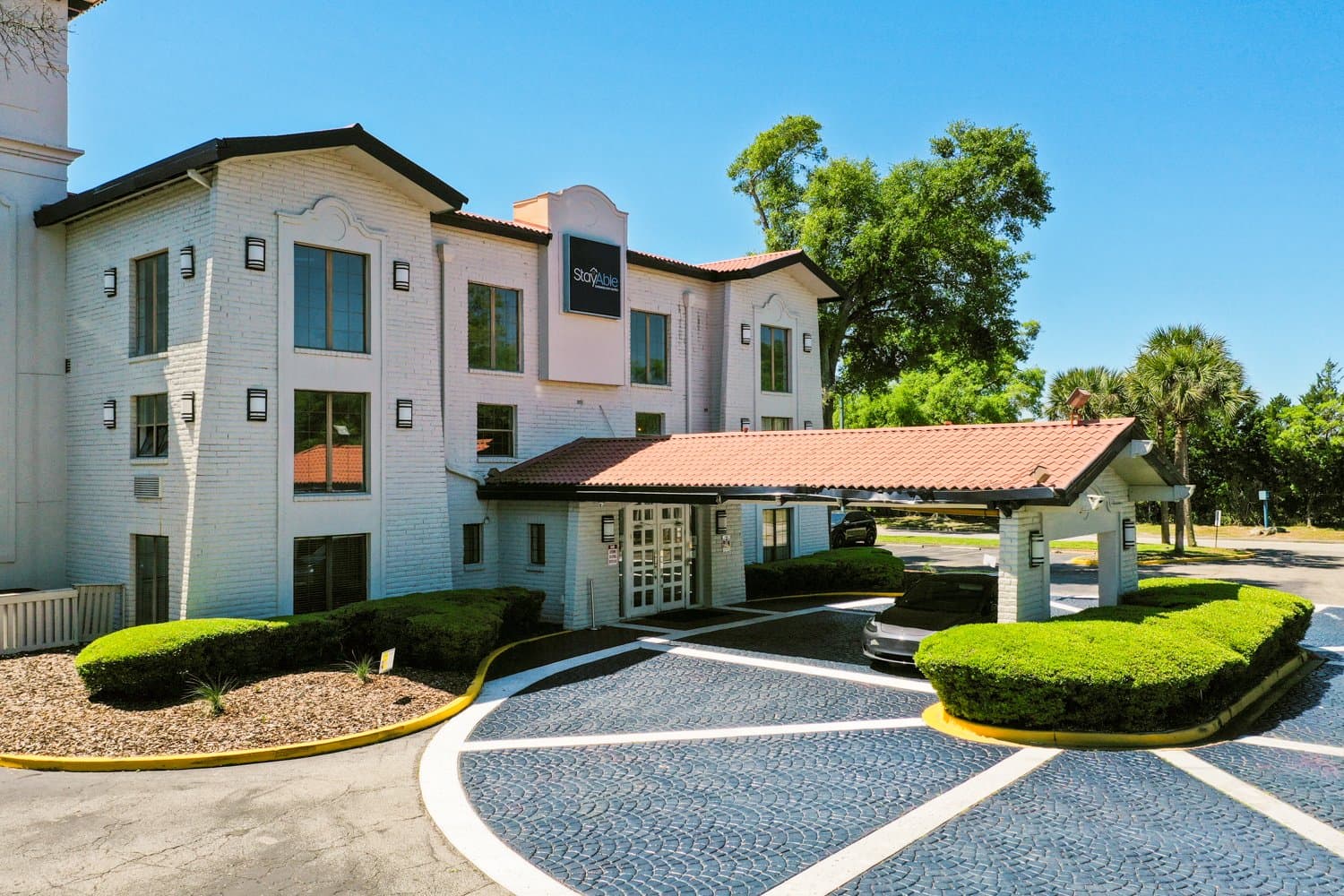 Jacksonville Single Room: 812 Dunn Avenue