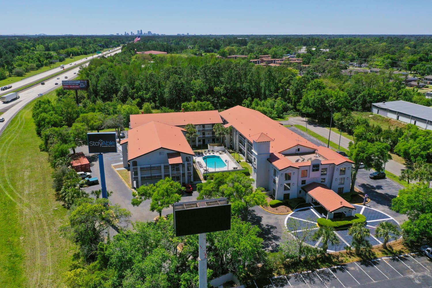 Jacksonville Single Room: 812 Dunn Avenue