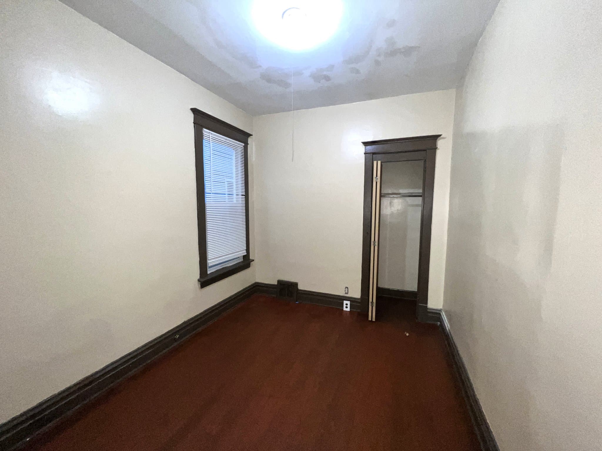 Chicago House: 12015 S Stewart Ave