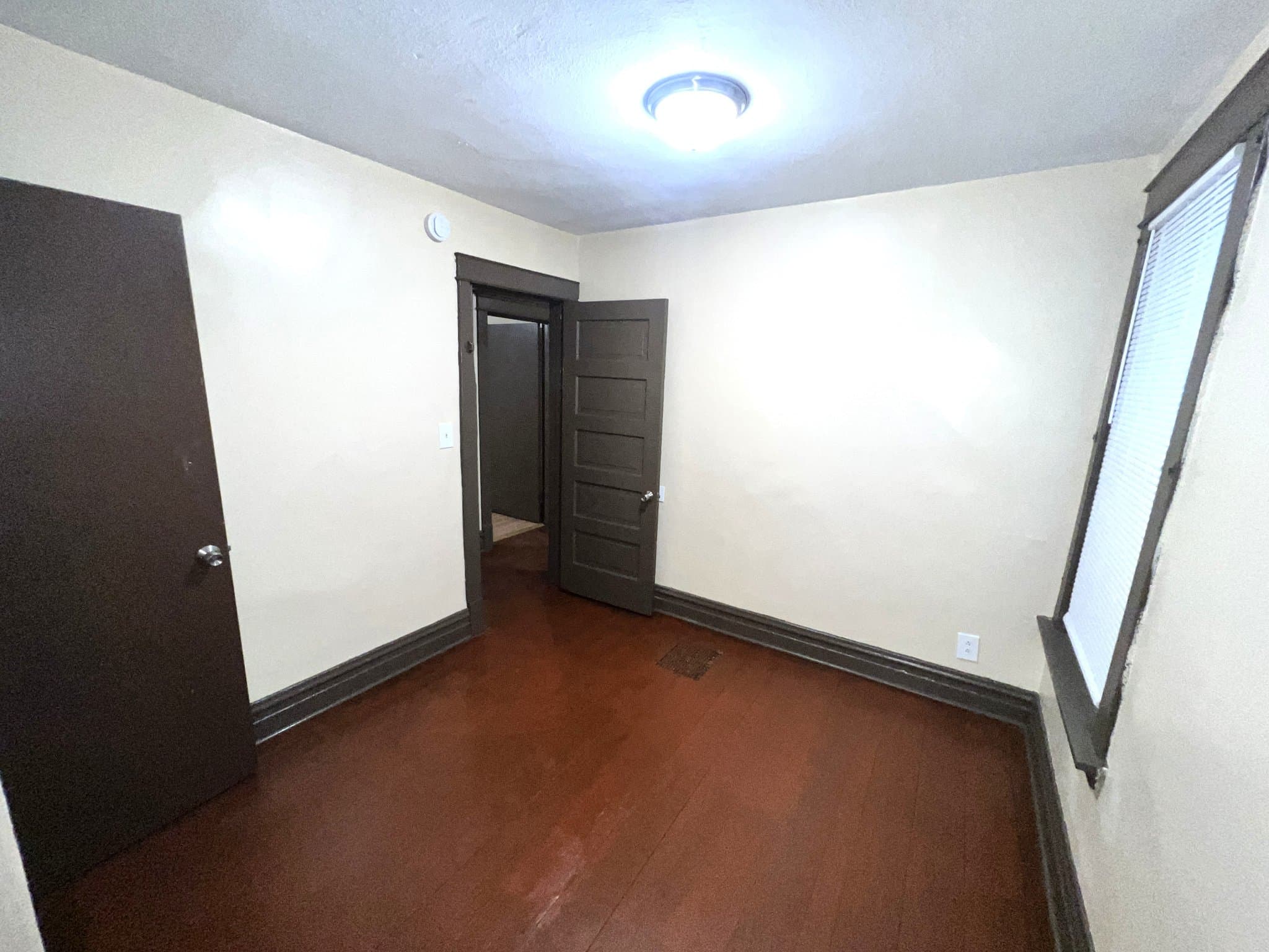 Chicago House: 12015 S Stewart Ave