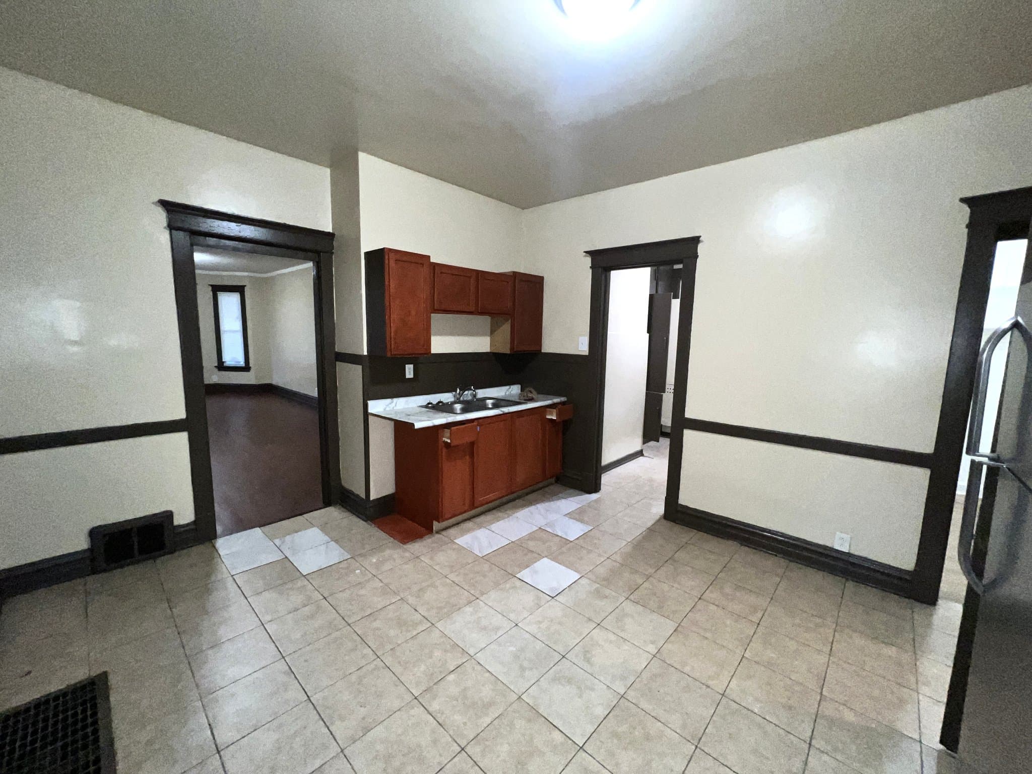 Chicago House: 12015 S Stewart Ave