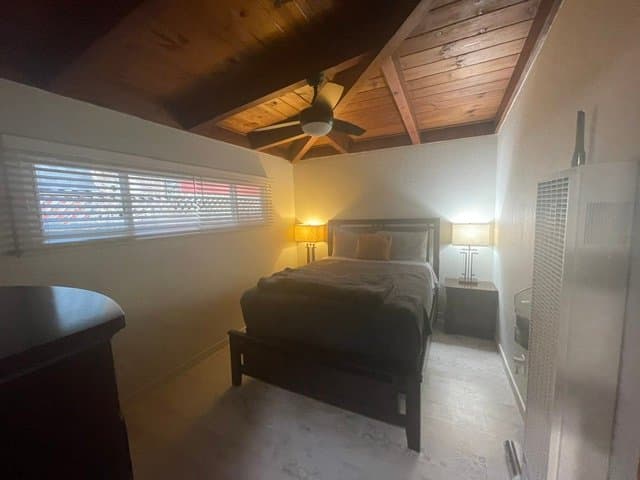 South Lake Tahoe Multiplex: 1037 Echo Road #4