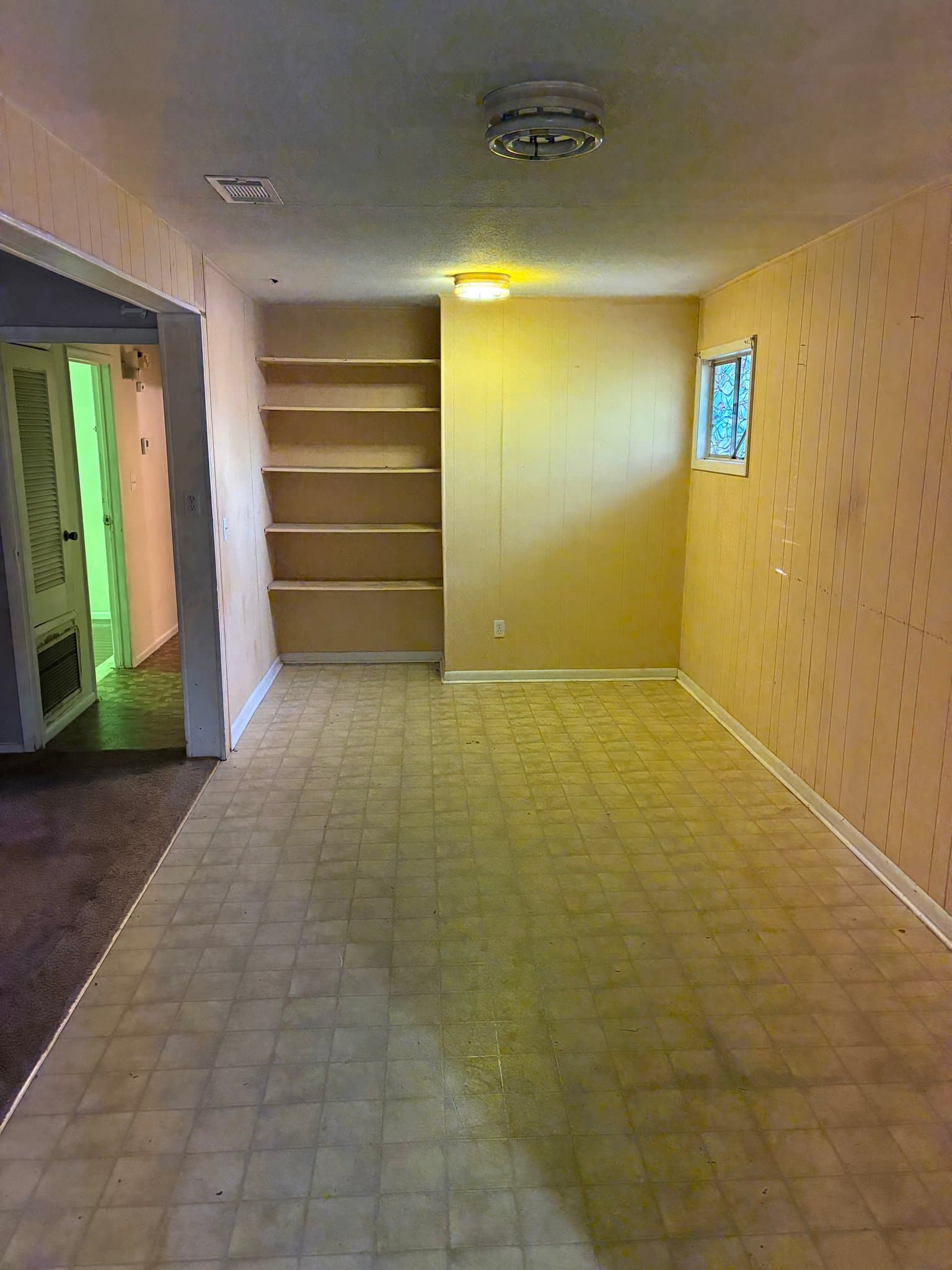 Jackson House: 1546 David Drive