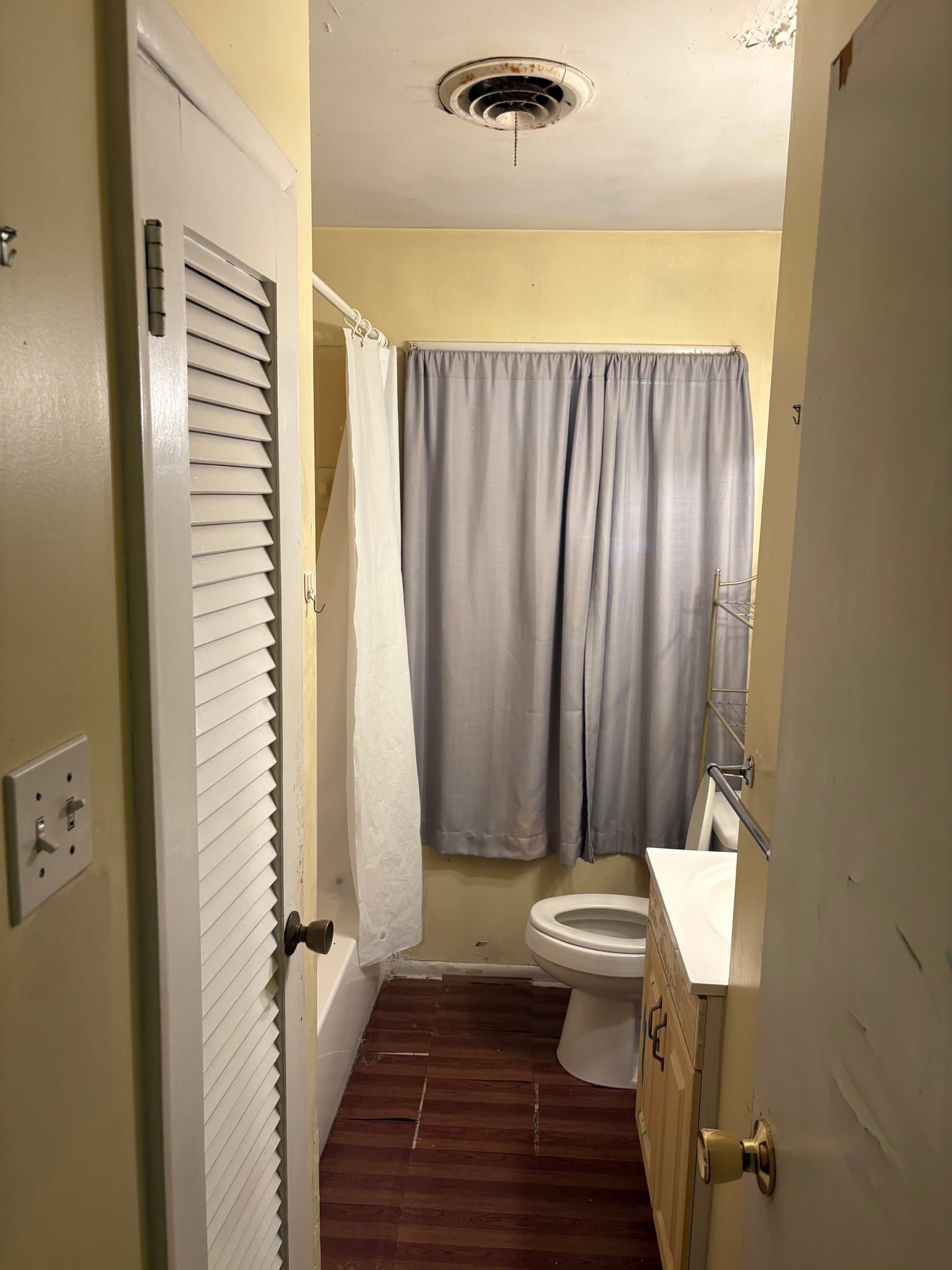Jackson House: 1546 David Drive