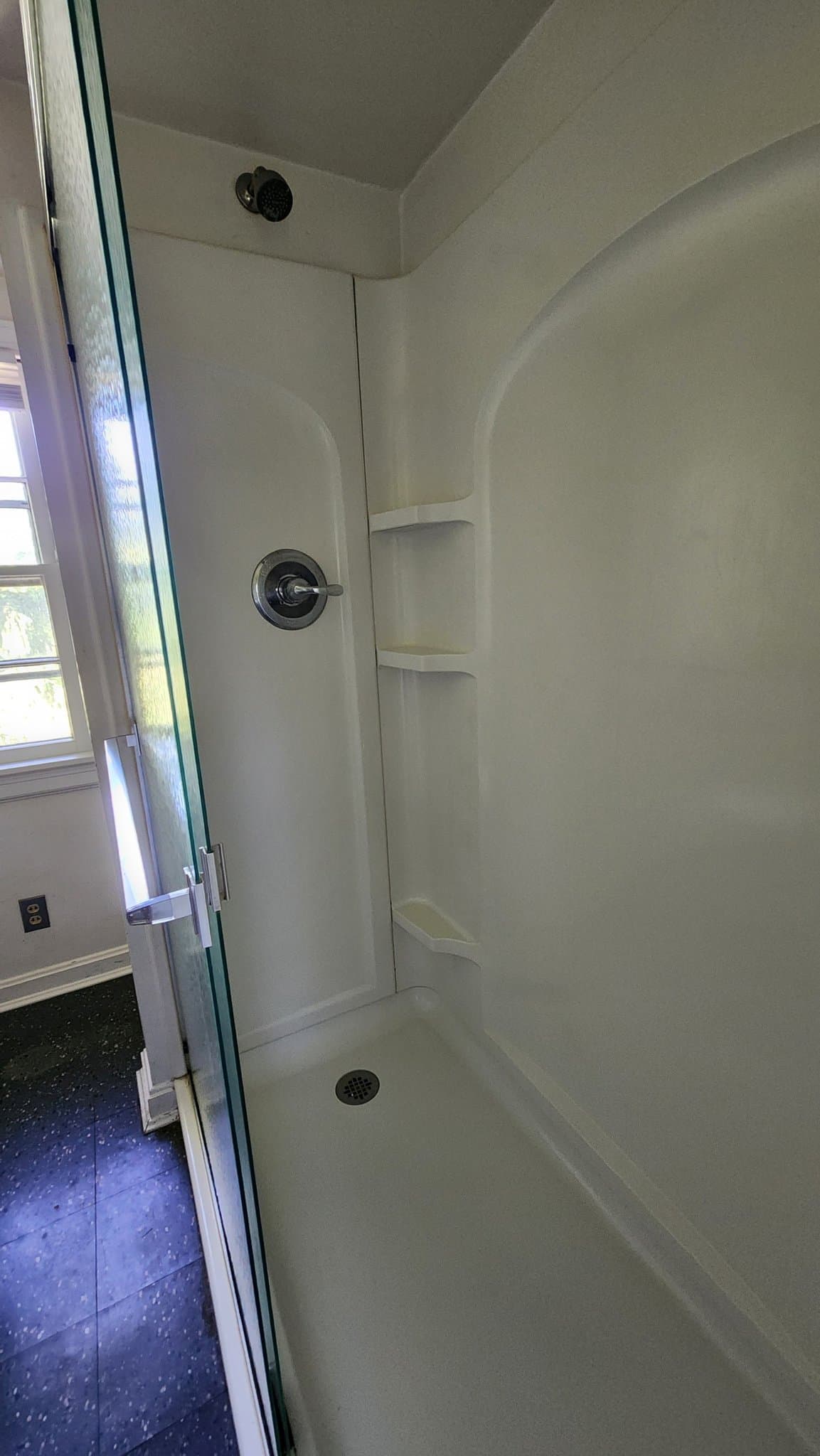 Cincinnati House: 7771 Cheviot Ave