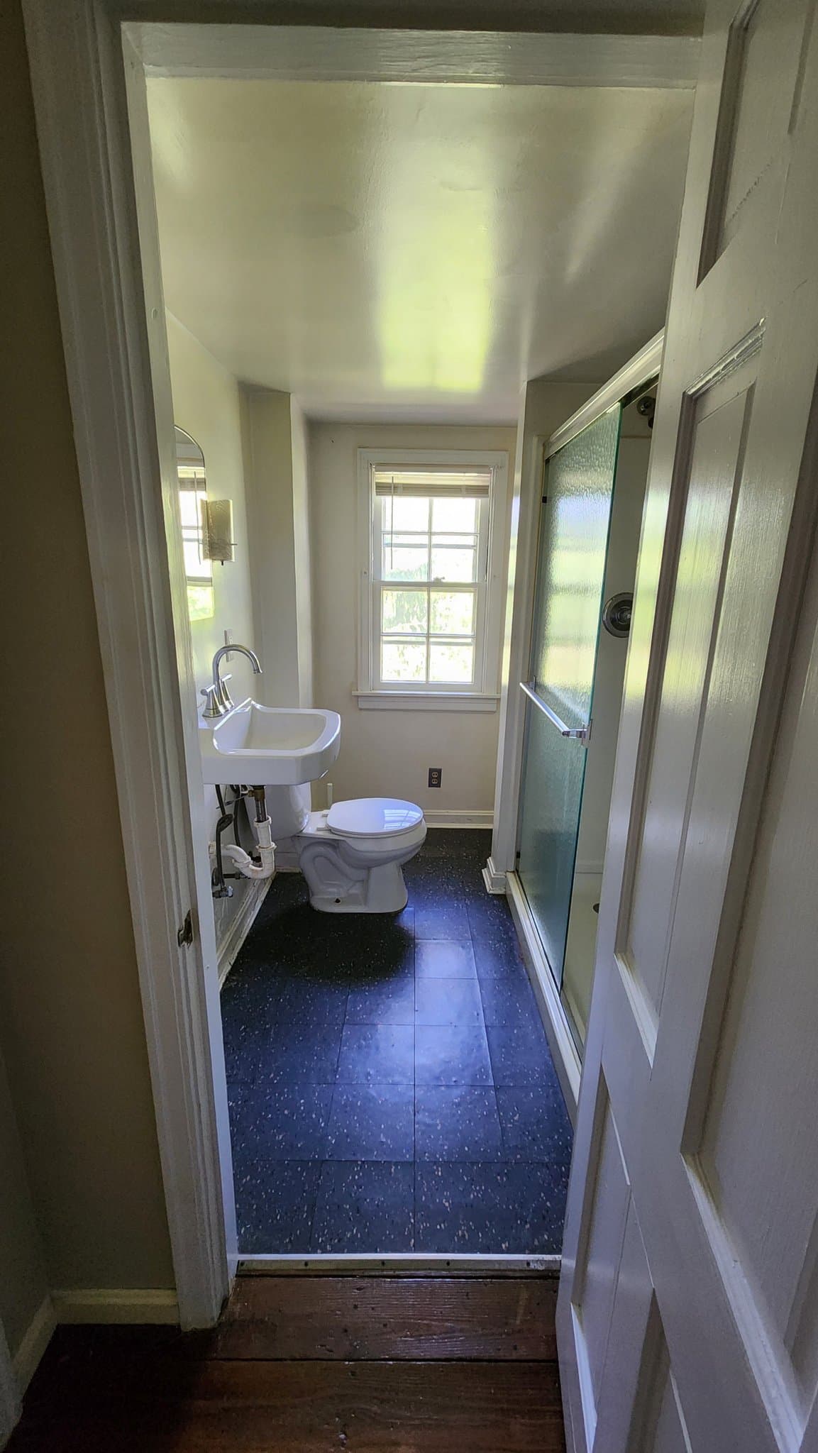 Cincinnati House: 7771 Cheviot Ave