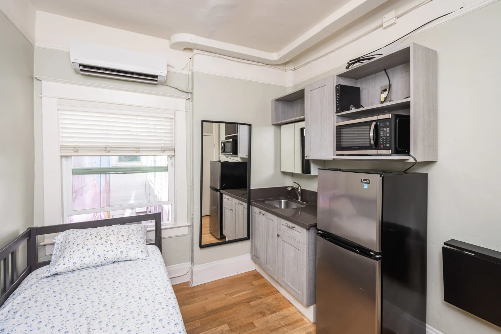 Sacramento Single Room: 1010 10th Street Sacramento