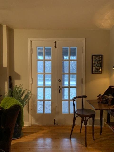 Minnetonka House: 19101 Delton Ave