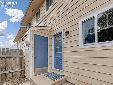 Colorado Springs Townhome: 2339 Split Rock Dr