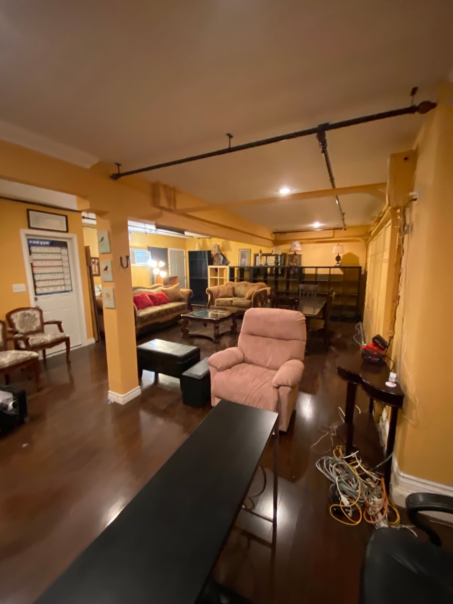 Lake Elsinore House: 16502 Mango Way