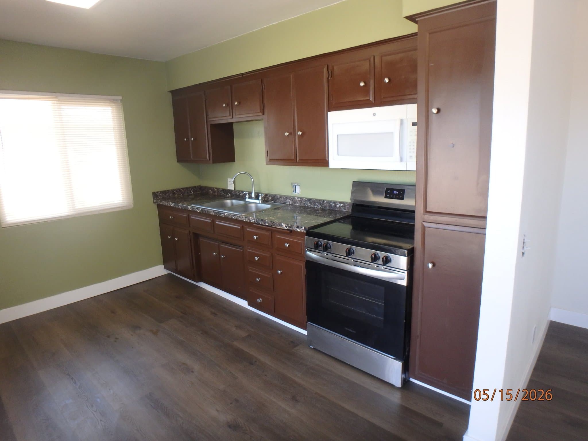 Hemet Apartment: 446 N Elk ST