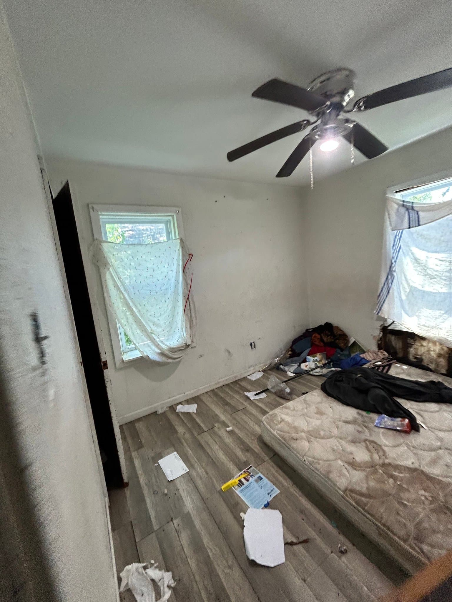 East St. Louis House: 5527 Avon Pl