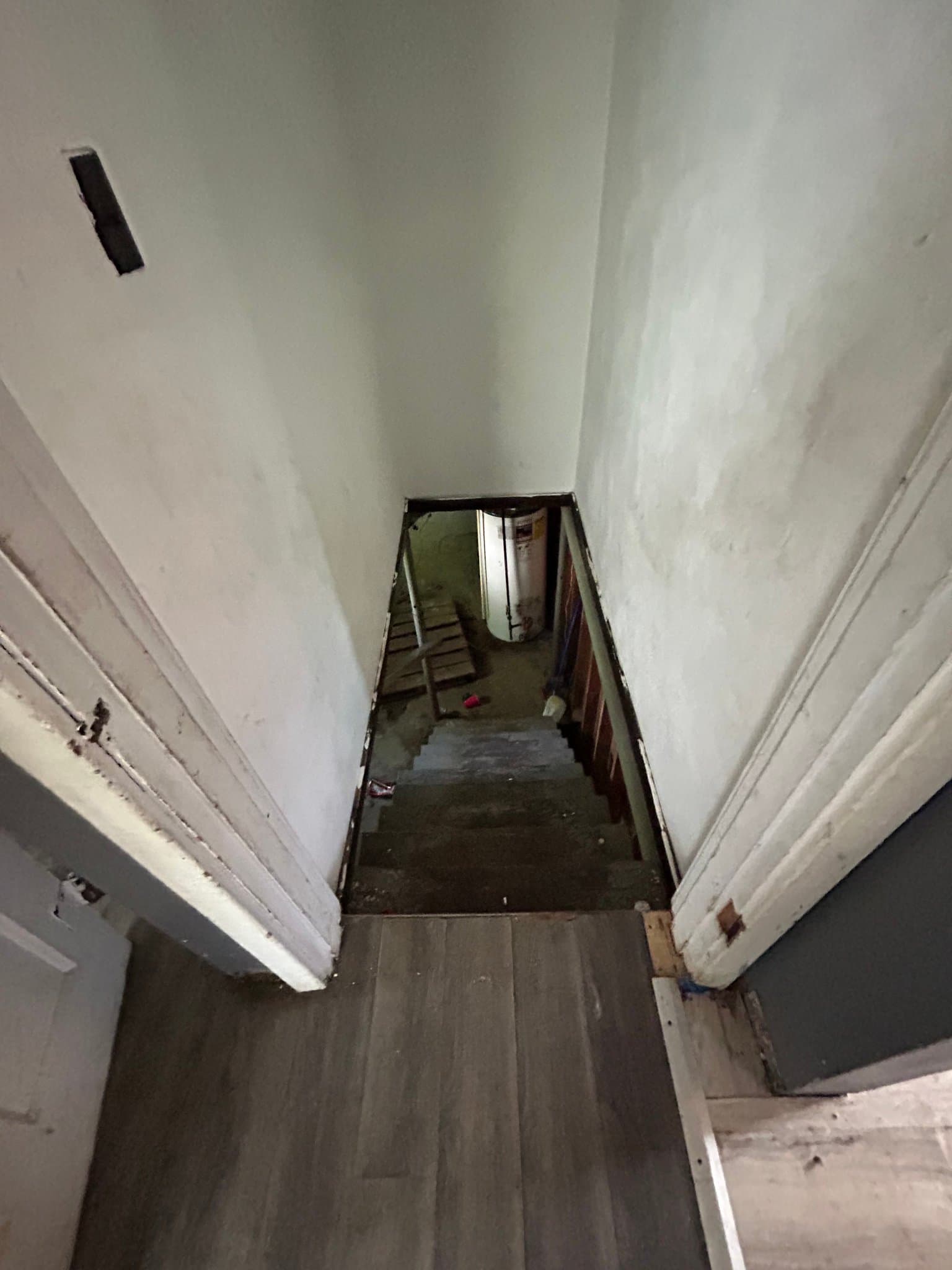 East St. Louis House: 5527 Avon Pl