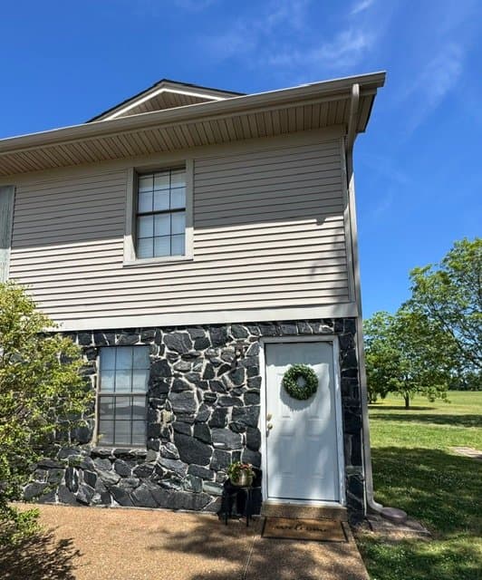 Union City Apartment: 1252 Pleasant Valley Rd