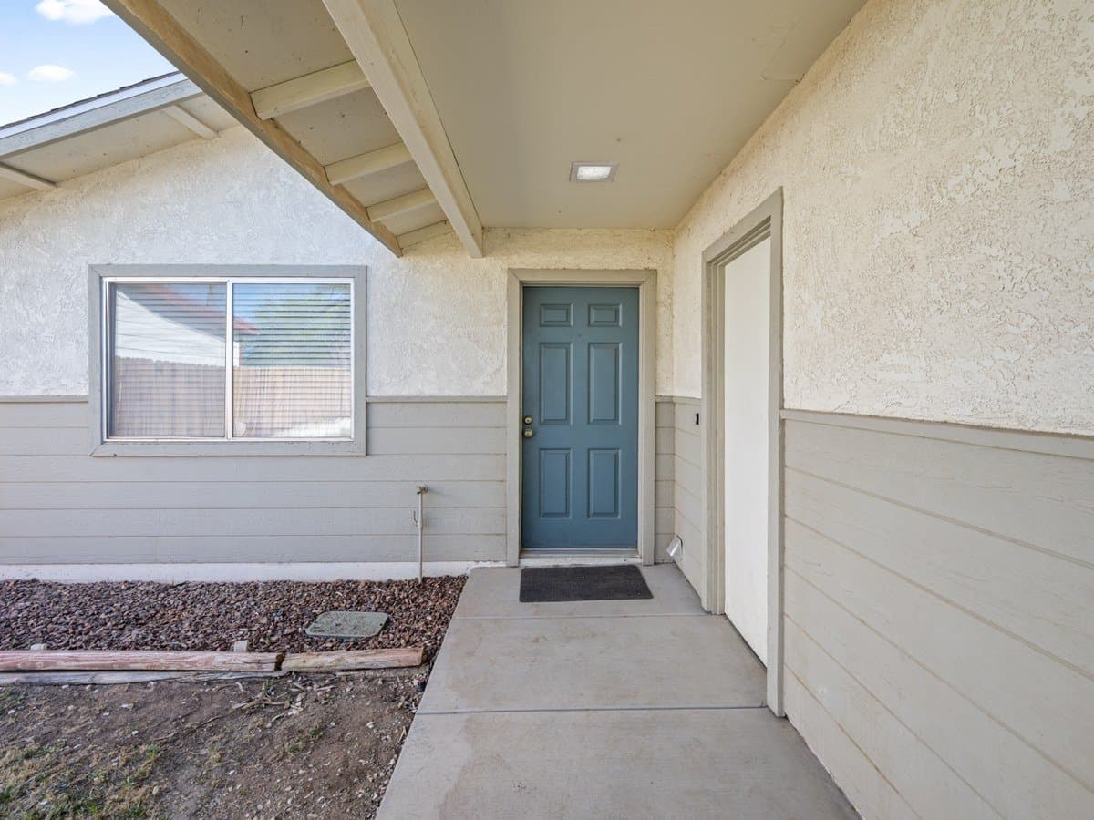 El Centro House: 1237 Lenrey Ave