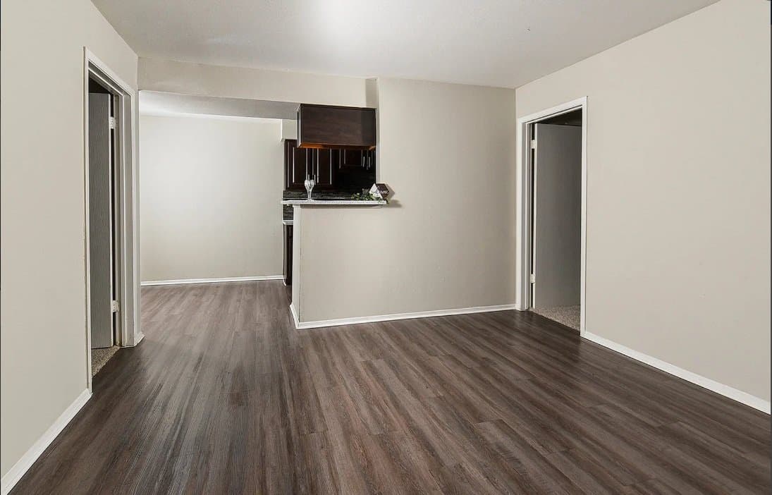 Austin Apartment: 11441 IH-35 N