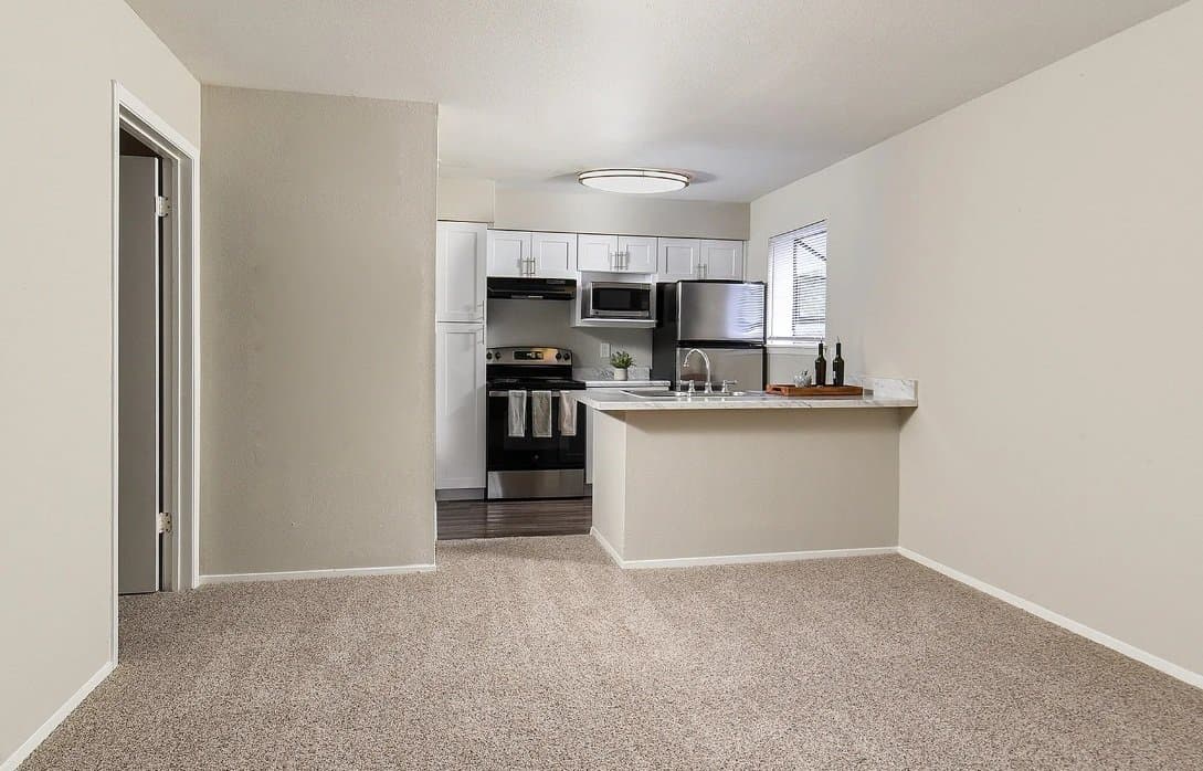 Austin Apartment: 11441 IH-35 N