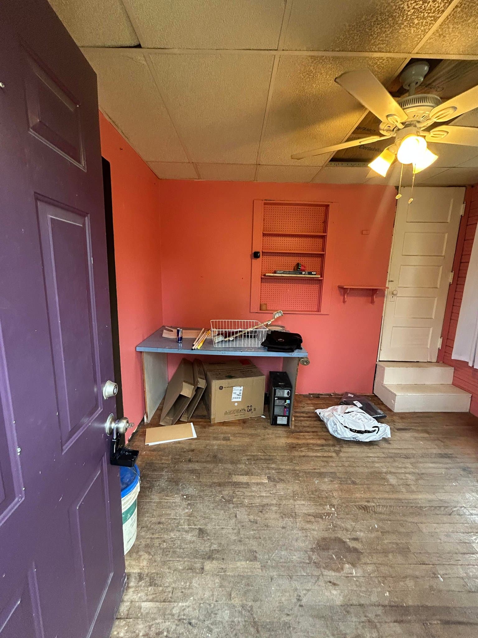 St. Louis House: 2425 Wheaton Ave