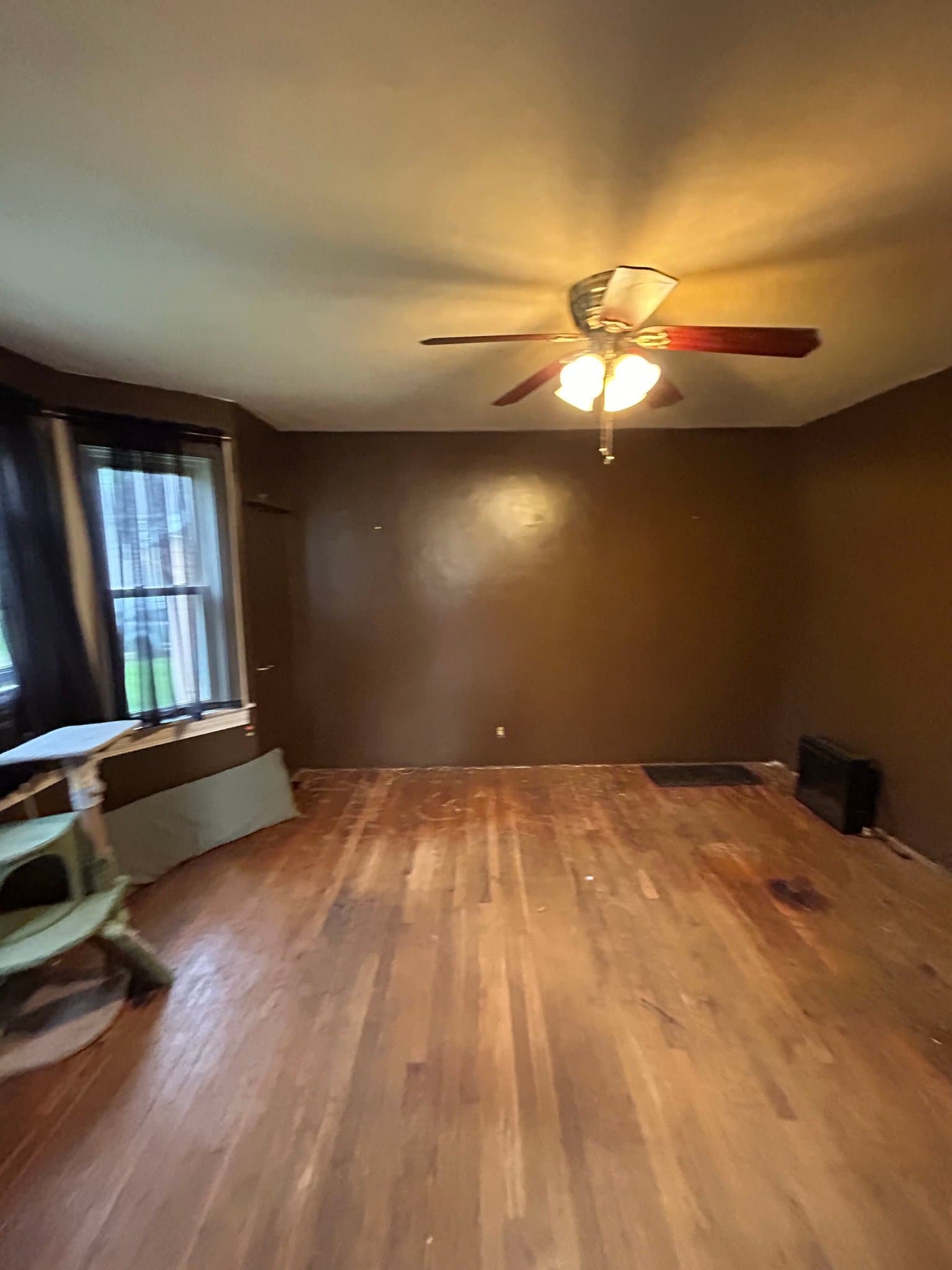 St. Louis House: 2425 Wheaton Ave