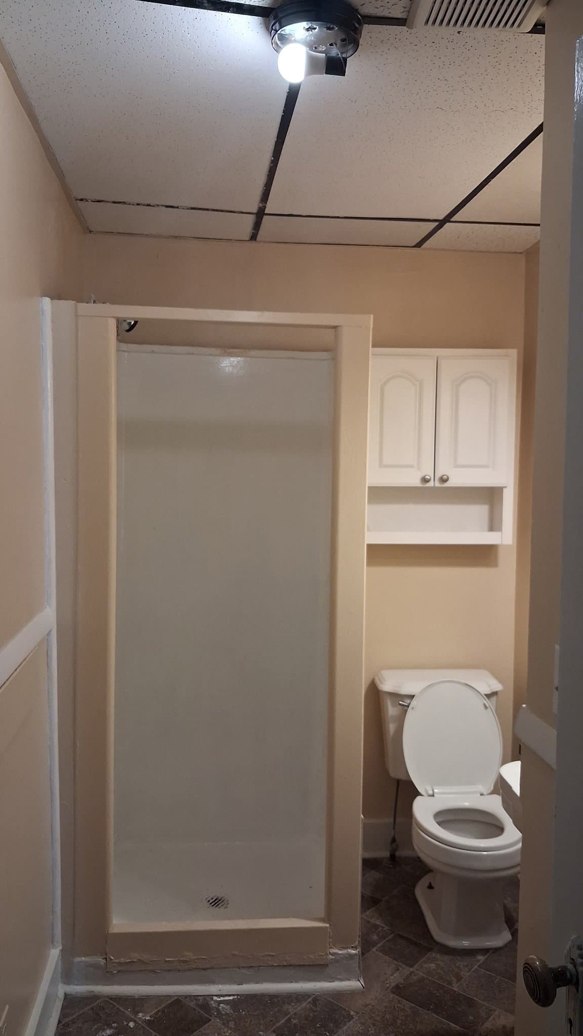 Utica Multiplex: 1602 Howard Ave Apt.2