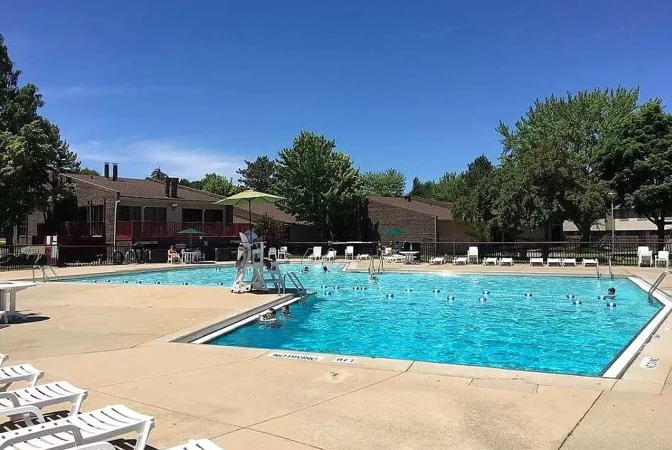 Rochester Hills Condo: 716 Eton Court