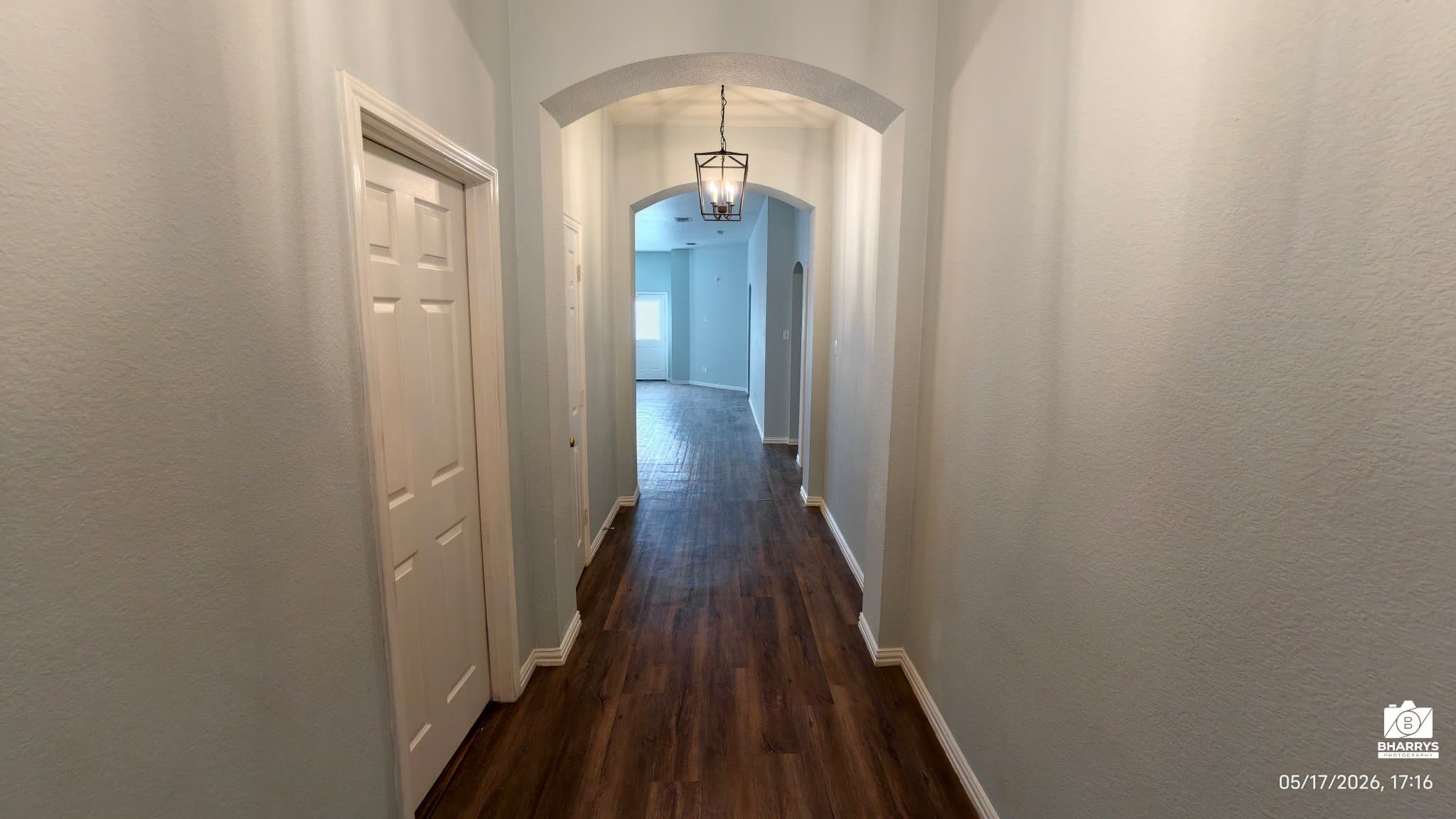 Little Elm House: 304 Hummingbird Dr
