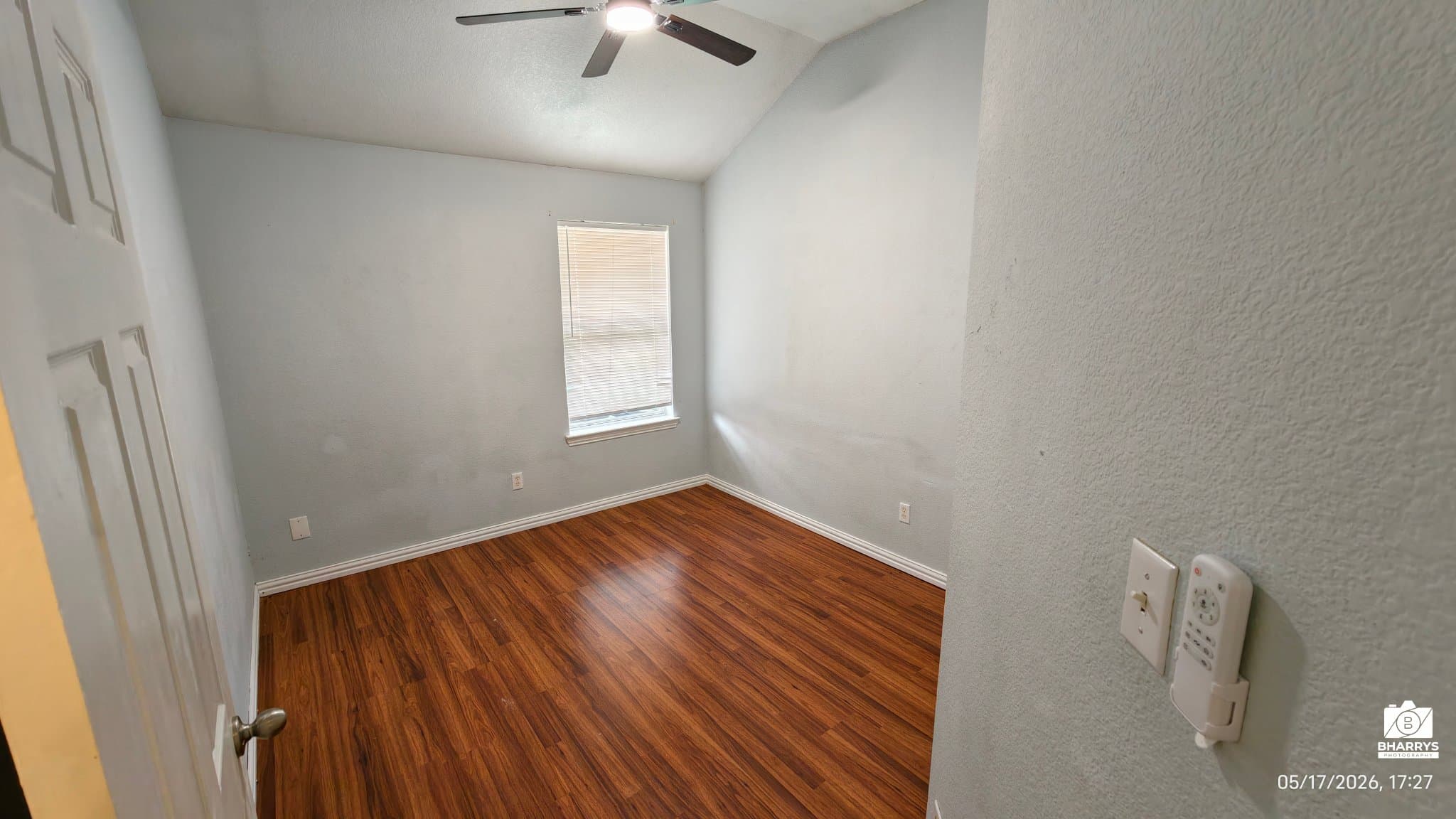 Little Elm House: 304 Hummingbird Dr