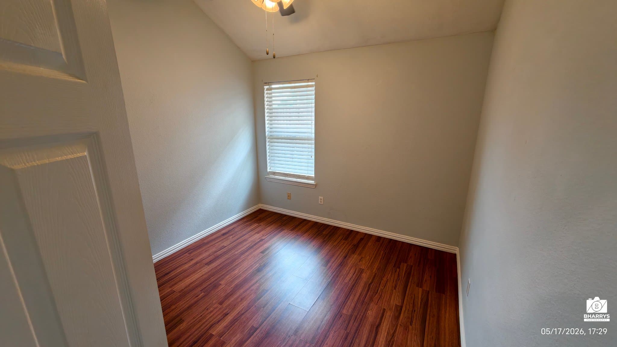 Little Elm House: 304 Hummingbird Dr