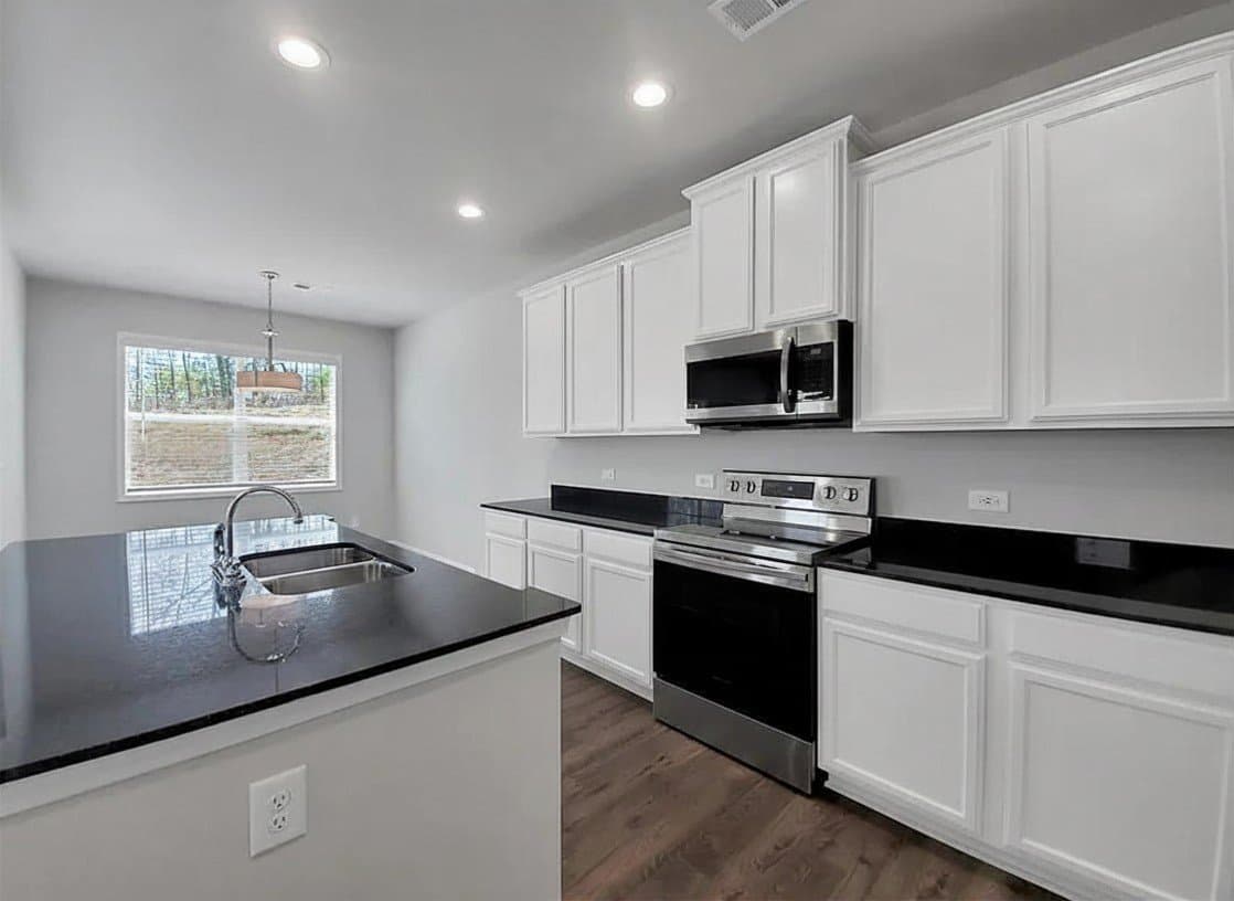 Simpsonville House: 511 Baycraft Lane
