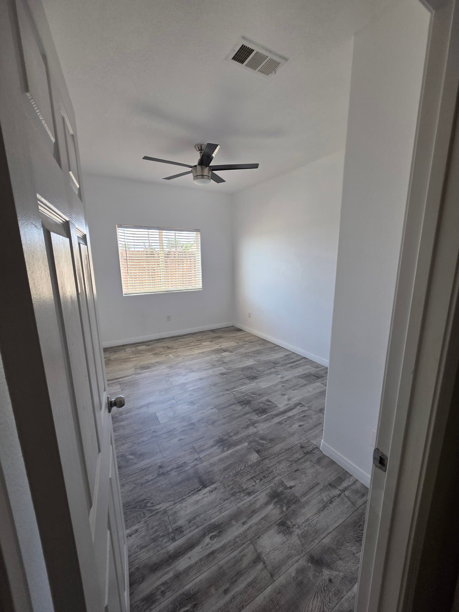 California City House: 8173 Viburnum Ave