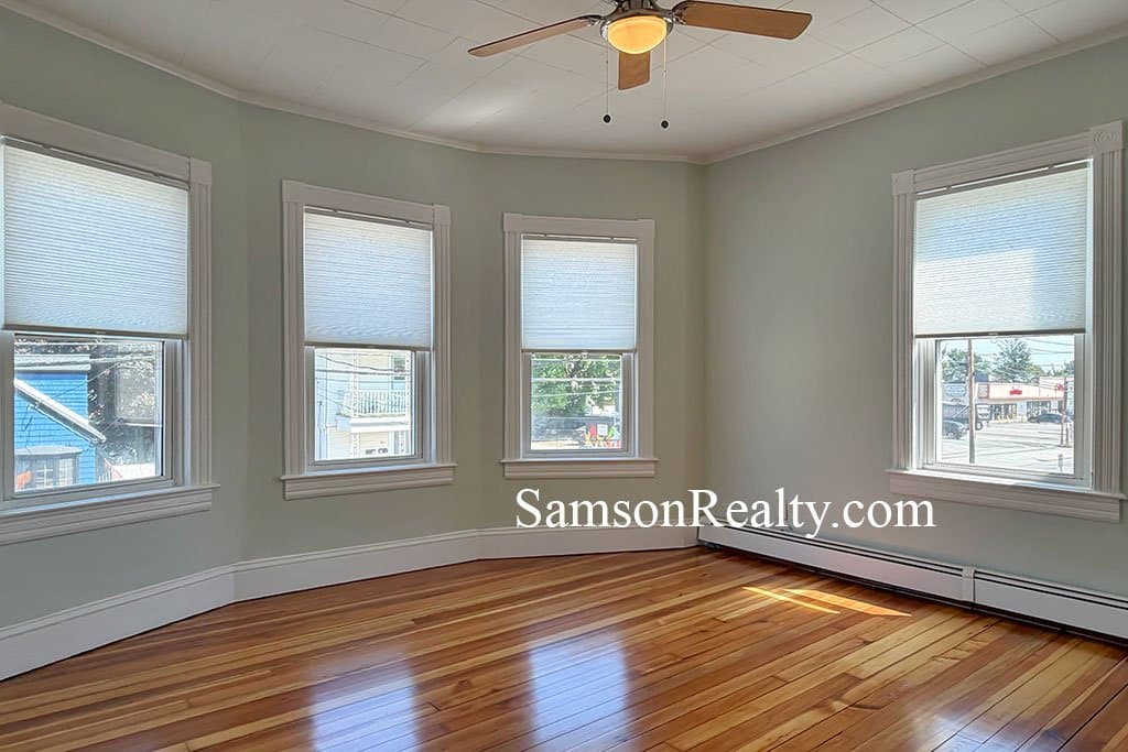 Pawtucket Condo: 792 Mineralspring