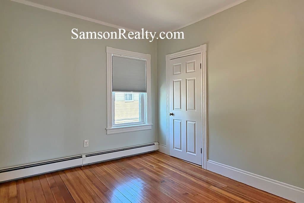 Pawtucket Condo: 792 Mineralspring