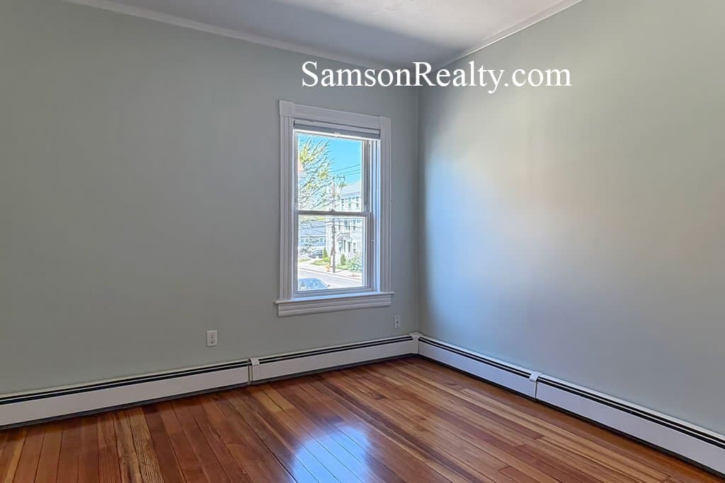 Pawtucket Condo: 792 Mineralspring