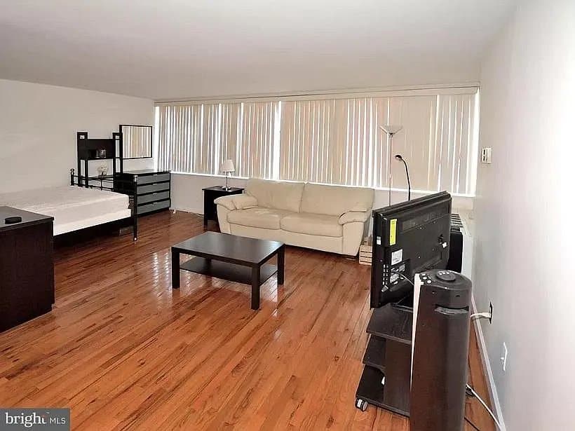 Washington Condo: 2030 F Street NW