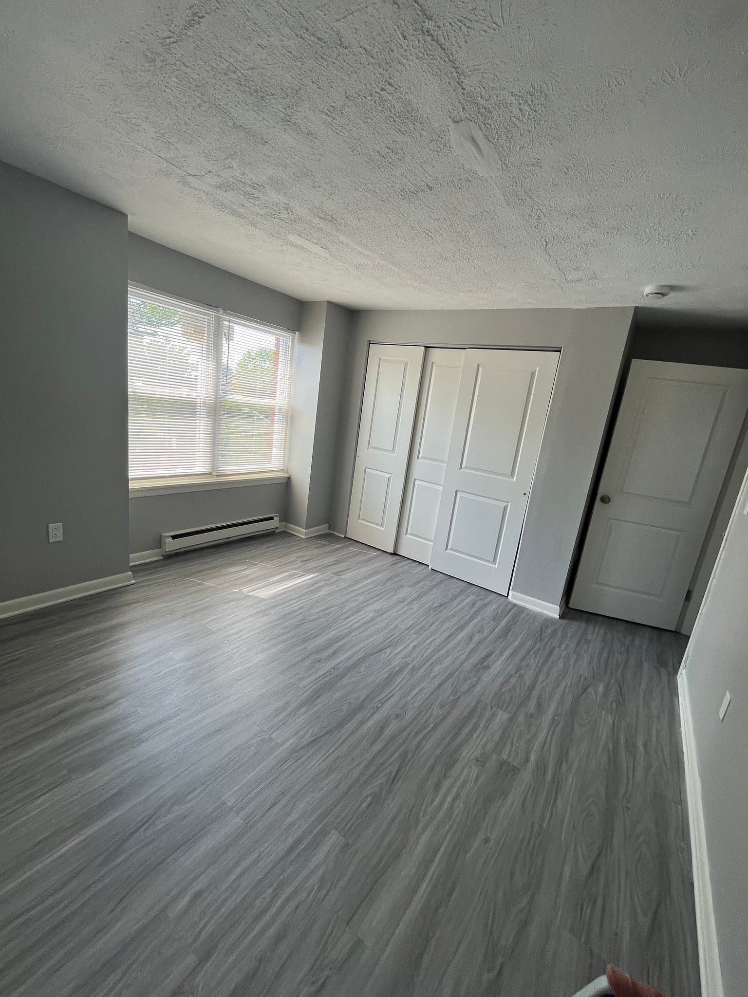 Hartford Apartment: 416 Franklin Ave