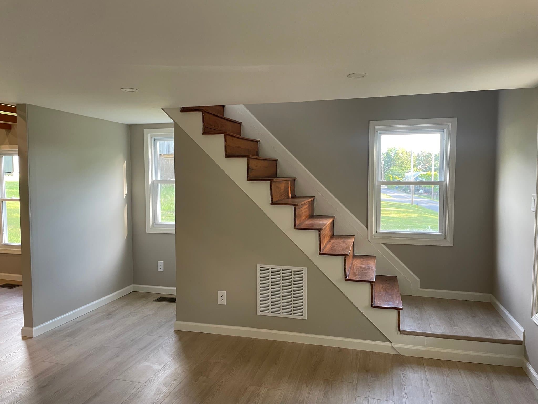 Boonsboro House: 7405 Mountain Laurel Rd