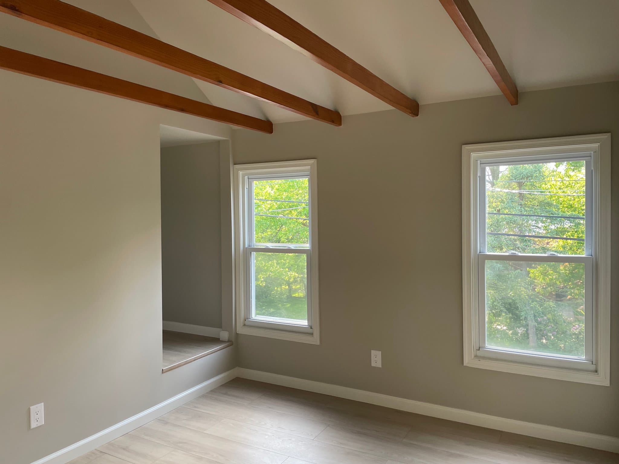 Boonsboro House: 7405 Mountain Laurel Rd