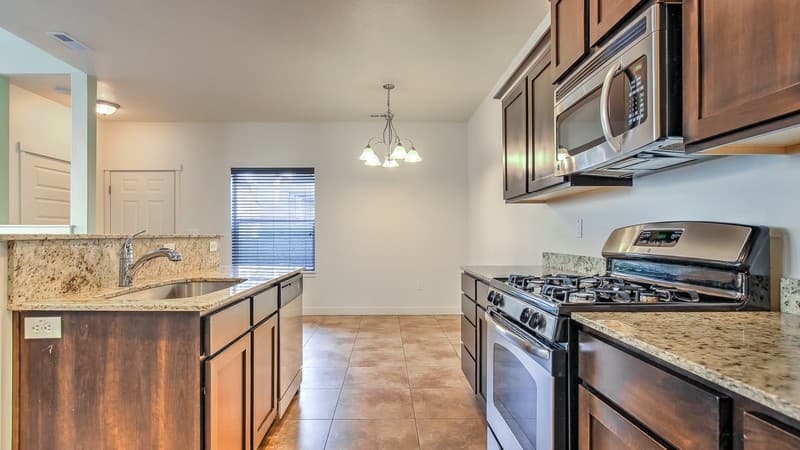 South Jordan Townhome: 3738 W Jacinda Ln