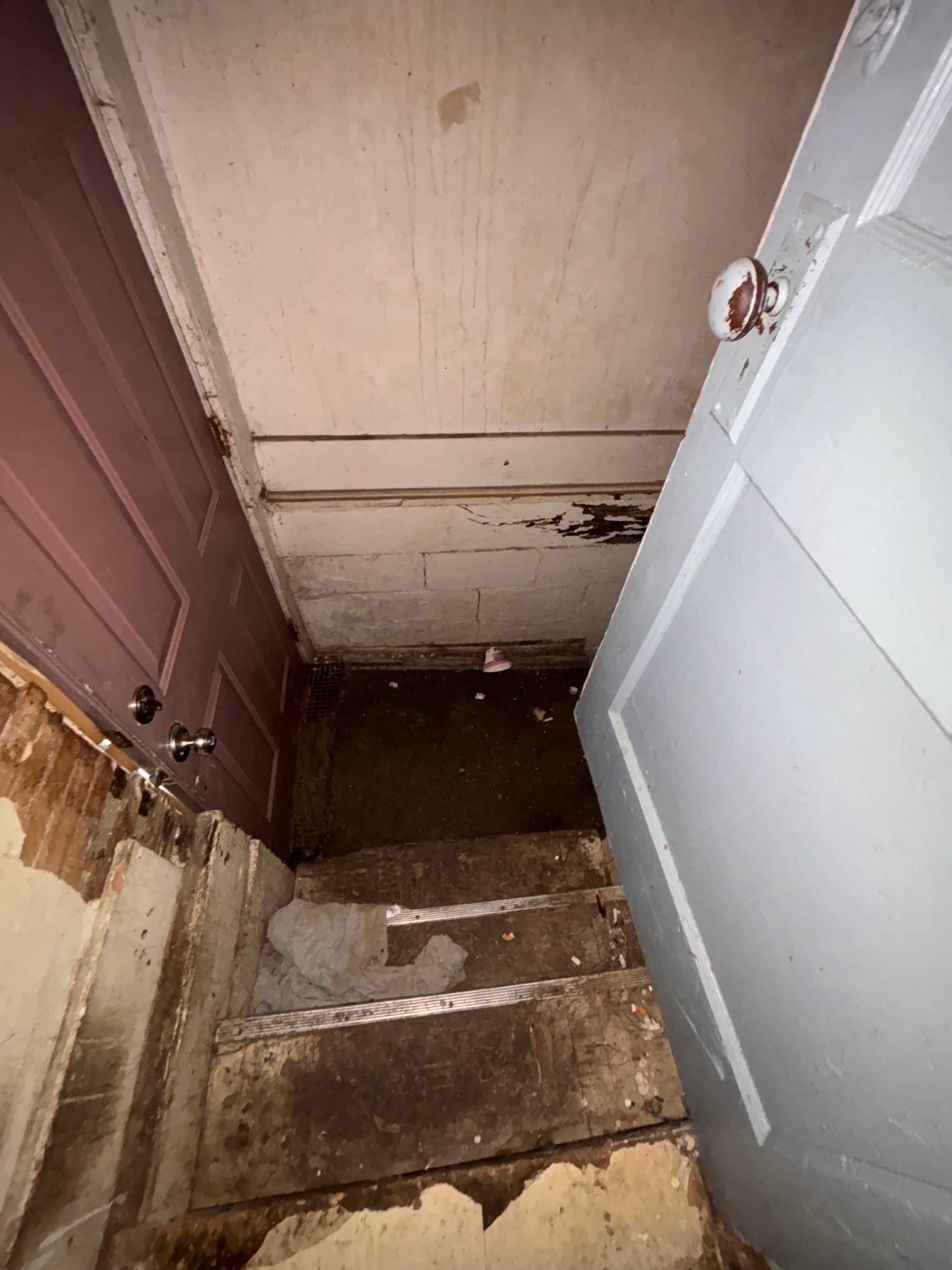 Decatur House: 1505 E Walnut St