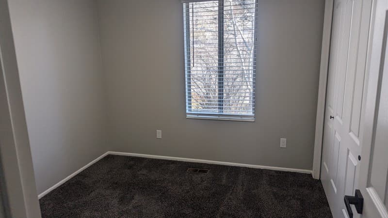 Pleasant Grove House: 117 N 1185 E
