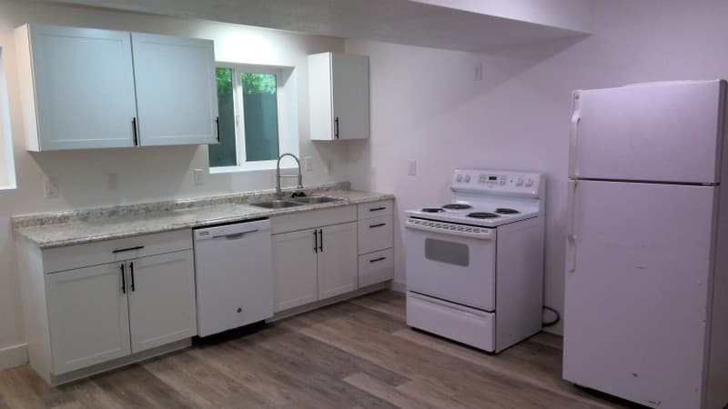 Provo Single Room: 2202 Mountain Vista Ln