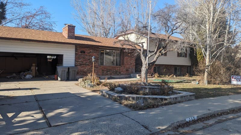 Pleasant Grove House: 117 N 1185 E