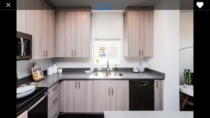 Providence Townhome: 419 W 65 S