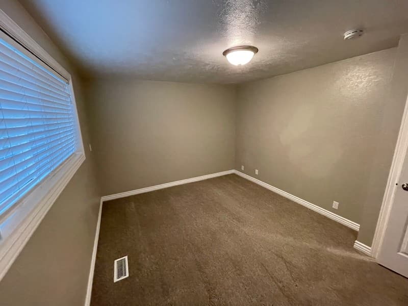 Salt Lake City Apartment: 1122 S Lake St