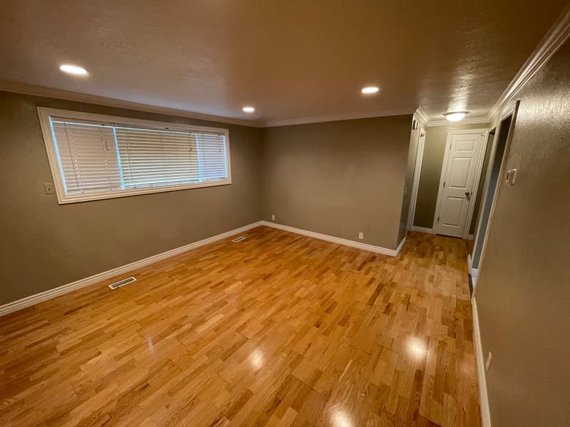 Salt Lake City Apartment: 1122 S Lake St