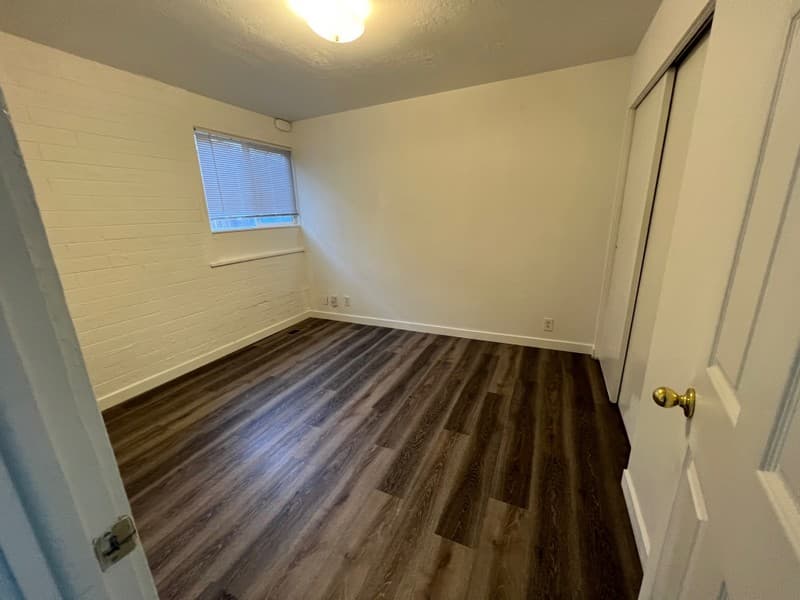 Salt Lake City Apartment: 860 E 500 S