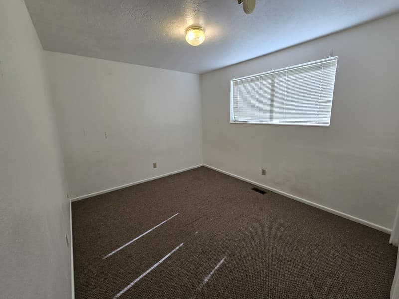 Springville Townhome: 844 S Artistic Cir